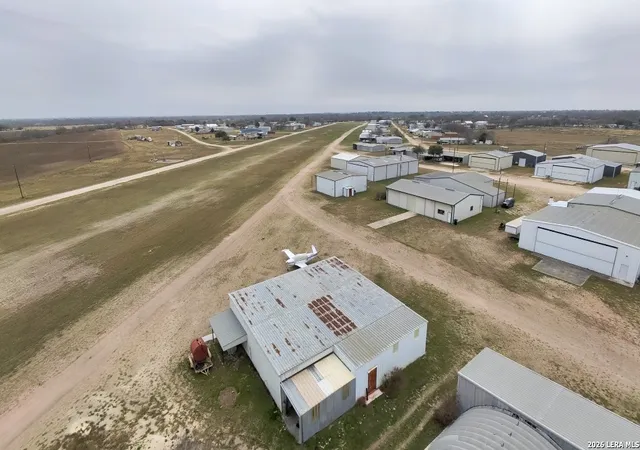 16th image of 120 Vagabond, Marion, TX 78124 | MLS# 1945738