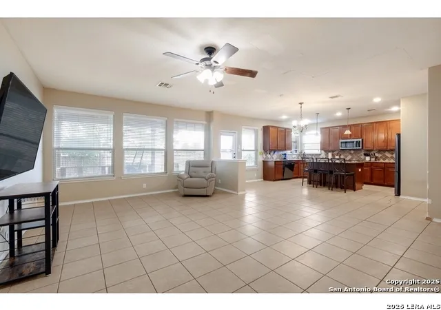 Photo 3 of Single family home for sale at 401 Zoeller, Cibolo, TX 78108 | MLS# 1945743 | Listing updated on 2026-03-14