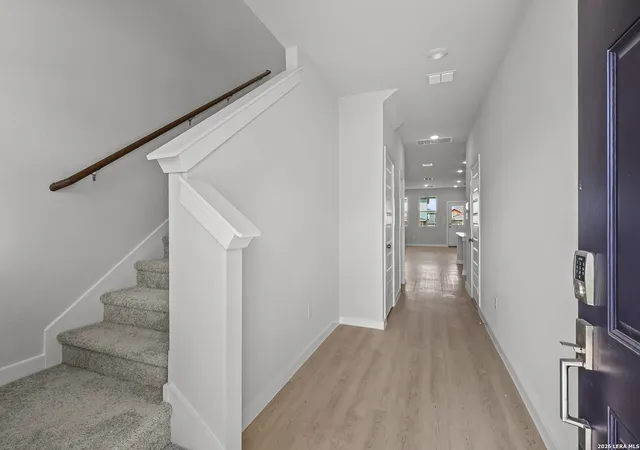 Photo 2 of Single family home for sale at 9927 Chavaneaux Lndg, San Antonio, TX 78221 | MLS# 1945761 | Listing updated on 2026-09-18