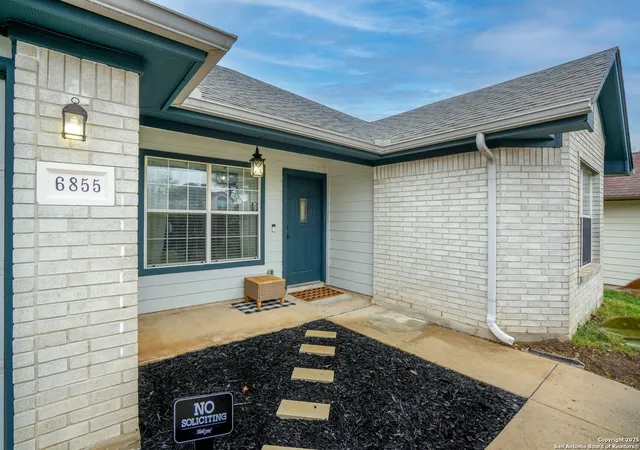 Homes for sale in San Antonio, TX | 6855 Atlas, San Antonio, TX 78223 | MLS# 1945813