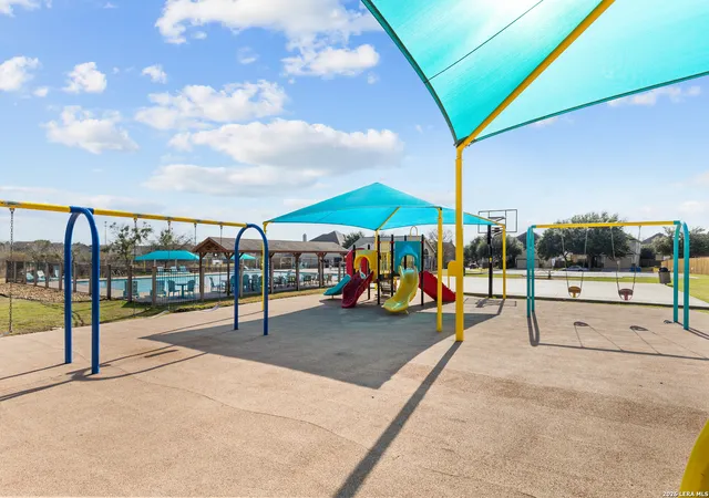 5th image of 232 Saddle Summit, Cibolo, TX 78108 | MLS# 1945819