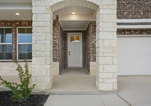 Photo 3 of Single family home for sale at 232 Saddle Summit, Cibolo, TX 78108 | MLS# 1945819 | Listing updated on 2026-09-08