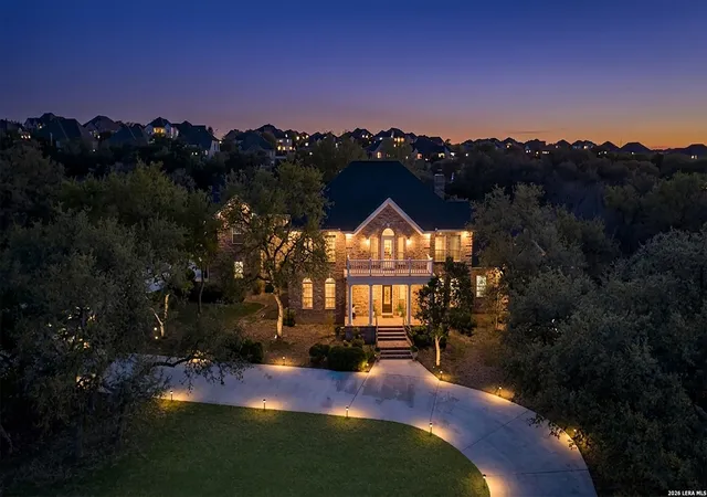 2nd image of 2327 Estate Gate Dr, San Antonio, TX 78260 | MLS# 1945864