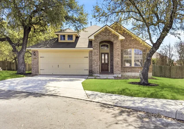 Photo 1 of Sale Pending at 2818 Silverton Ct, San Antonio, TX 78261 | MLS# 1945886 | Listing updated on 2026-03-23