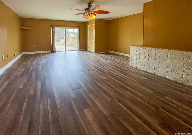 5th image of 1001 Avenue B, Beeville, TX 78102 | MLS# 1945973