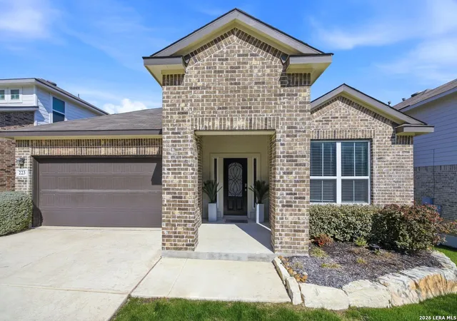 Photo 3 of Single family home for sale at 223 Red Rock Canyon, San Antonio, TX 78258 | MLS# 1945977 | Listing updated on 2026-08-31