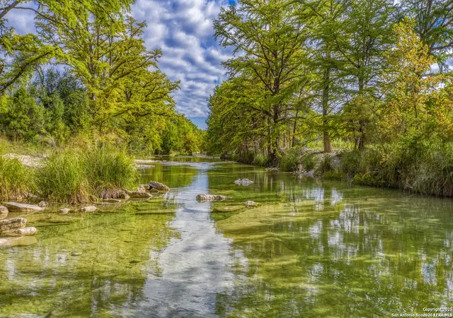 25th image of 711 Mariposa Avenue, Concan, TX 78801 | MLS# 1946007