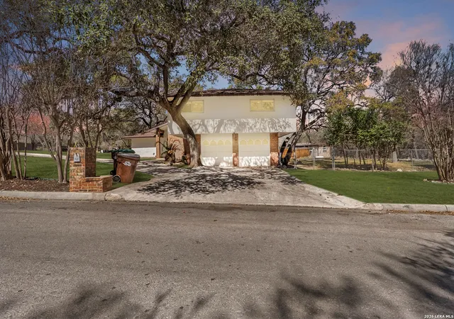 Photo 3 of Single family home for sale at 301 Sagecrest, San Antonio, TX 78232 | MLS# 1946081 | Listing updated on 2026-04-17