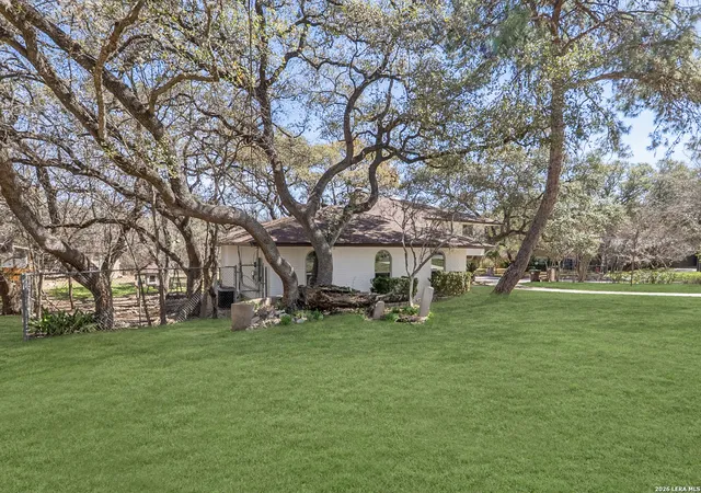 Photo 4 of Single family home for sale at 301 Sagecrest, San Antonio, TX 78232 | MLS# 1946081 | Listing updated on 2026-04-17
