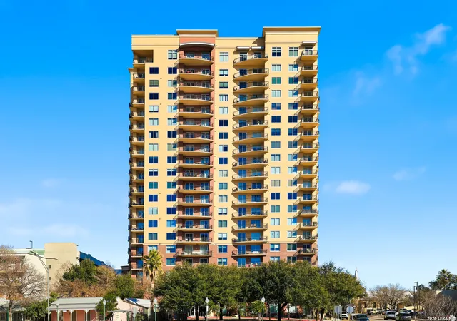 Homes for sale in San Antonio, TX | 215 Center #408, San Antonio, TX 78202 | MLS# 1946146