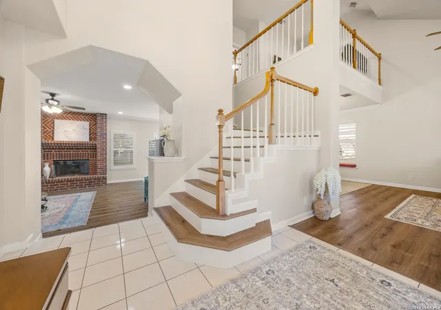 Photo 4 of Single family home for sale at 17415 Shady Canyon, San Antonio, TX 78248 | MLS# 1946161 | Listing updated on 2026-04-24