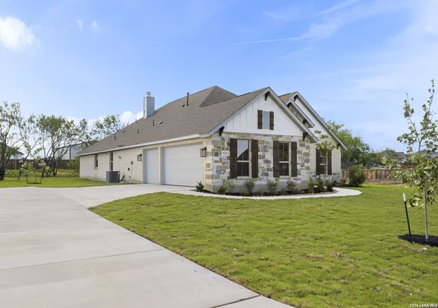Photo 3 of Sale Pending at 5223 Everly Ter, San Antonio, TX 78263 | MLS# 1946224 | Listing updated on 2026-08-14