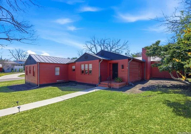 2nd image of 534 Geneseo, Terrell Hills, TX 78209 | MLS# 1946289