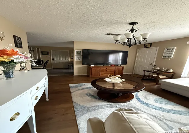 Photo 4 of Single family home for sale at 532 Montana, San Antonio, TX 78203 | MLS# 1946309 | Listing updated on 2026-07-12