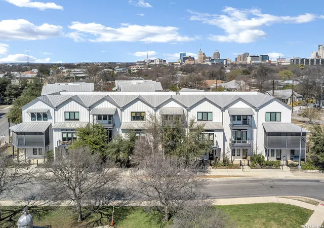 Photo 3 of Sale Pending at 1226 S Presa #104, San Antonio, TX 78210 | MLS# 1946329 | Listing updated on 2026-05-12