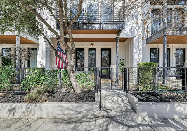 Photo 3 of Sale Pending at 1226 S Presa #104, San Antonio, TX 78210 | MLS# 1946329 | Listing updated on 2026-05-12