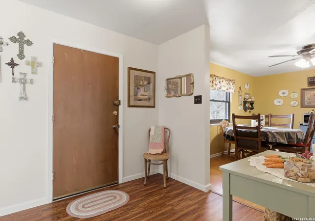 Photo 3 of Sale Pending at 113 Meadow Way, Universal City, TX 78148 | MLS# 1946334 | Listing updated on 2026-04-25