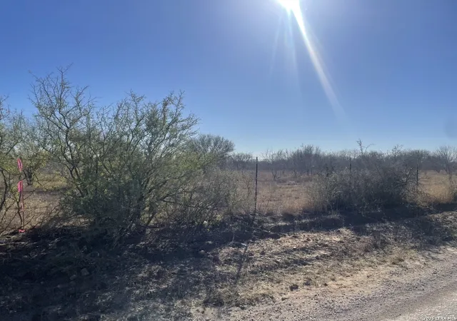 1st image of 1432 Cr 326 & Cr 327, Jourdanton, TX 78026 | MLS# 1946364