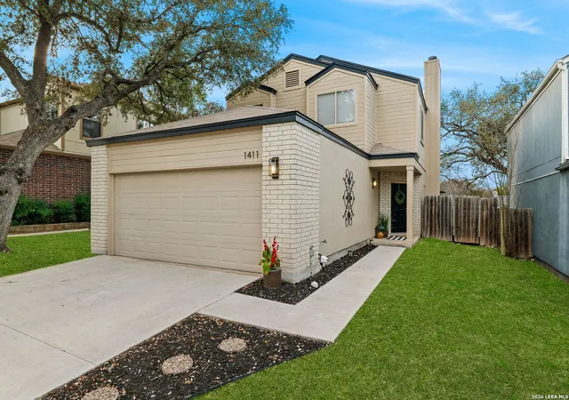 Photo 3 of Sale Pending at 1411 Flower Brk, San Antonio, TX 78232 | MLS# 1946384 | Listing updated on 2026-04-22