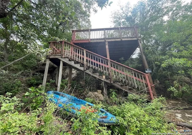 Photo 14 of Single family home for sale at 1415 Glenn, Canyon Lake, TX 78133 | MLS# 1946396 | Listing updated on 2026-03-16
