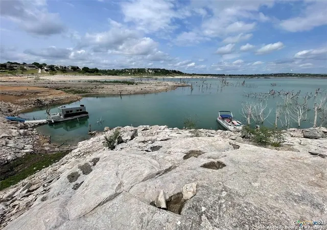 Photo 3 of Single family home for sale at 1415 Glenn, Canyon Lake, TX 78133 | MLS# 1946396 | Listing updated on 2026-03-16