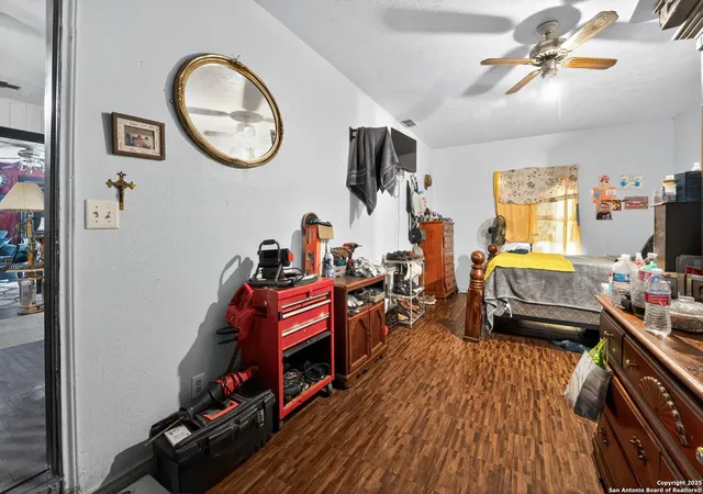 Photo 4 of Single family home for sale at 808 N Adams, Beeville, TX 78102 | MLS# 1946430 | Listing updated on 2026-03-18