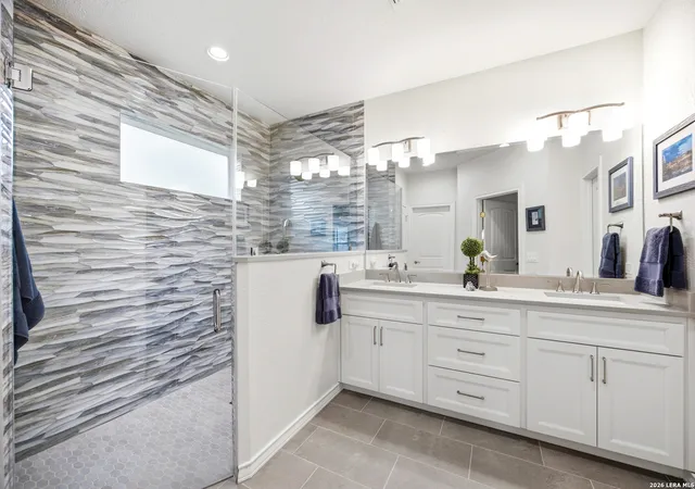 Photo 3 of Single family home for sale at 541 Saxet Trl, Spring Branch, TX 78070 | MLS# 1946454 | Listing updated on 2026-06-23