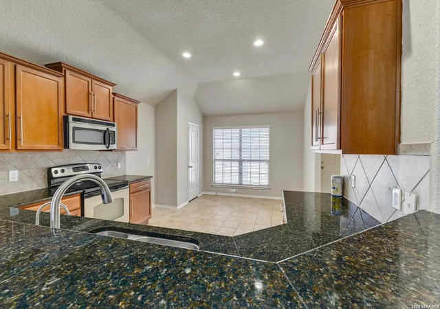4th image of 348 Buckboard, Cibolo, TX 78108 | MLS# 1946465