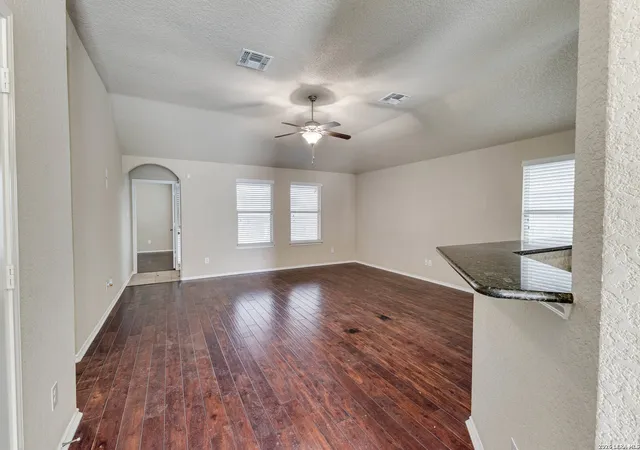 5th image of 348 Buckboard, Cibolo, TX 78108 | MLS# 1946465