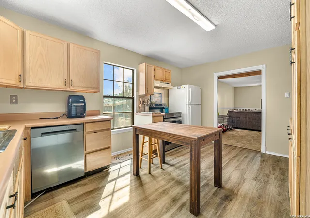 Photo 4 of Single family home for sale at 4315 Prelude Pass, Elmendorf, TX 78112 | MLS# 1946470 | Listing updated on 2026-09-18