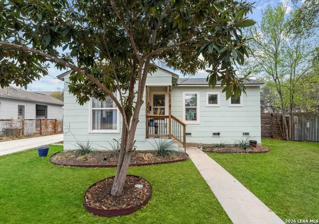 Photo 3 of Sale Pending at 114 New Hvn, San Antonio, TX 78209 | MLS# 1946481 | Listing updated on 2026-04-02