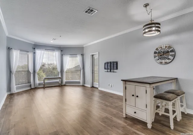 2nd image of 20 Tapatio Dr #101, Boerne, TX 78006 | MLS# 1946486