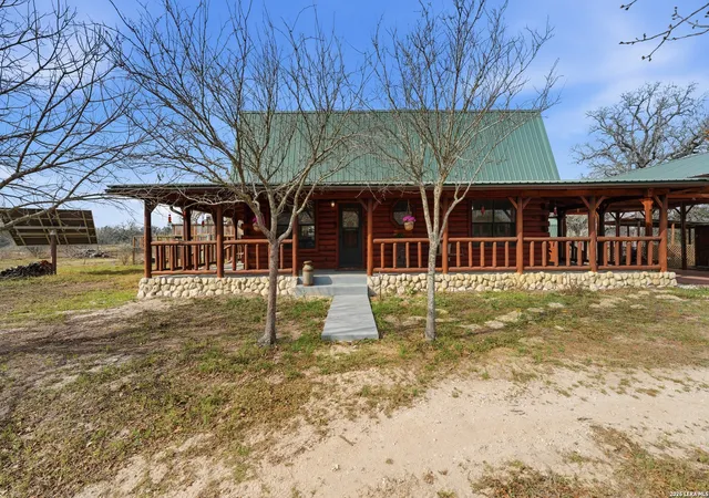 Photo 3 of Sale Pending at 113 Spring Ranch, Floresville, TX 78114 | MLS# 1946524 | Listing updated on 2026-03-29