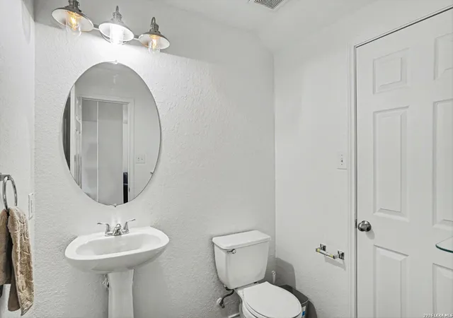 5th image of 3941 Cherry Tree, Schertz, TX 78108 | MLS# 1946536