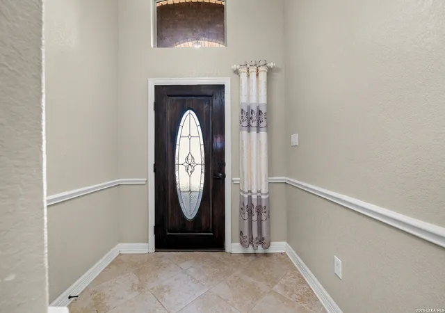Photo 4 of Sale Pending at 13900 Wenrich, San Antonio, TX 78233 | MLS# 1946540 | Listing updated on 2026-03-16