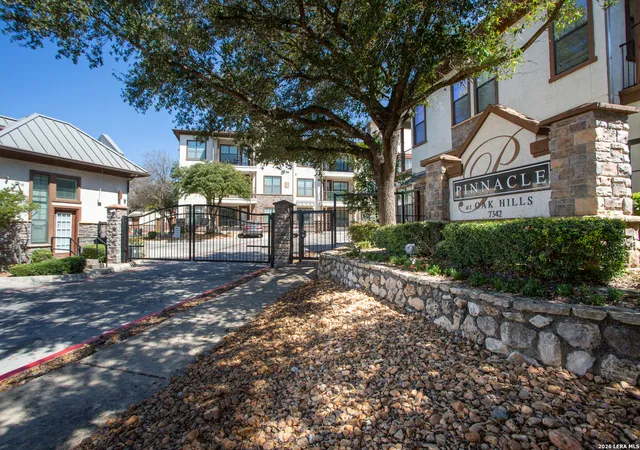 2nd image of 7342 Oak Manor #7109, San Antonio, TX 78229 | MLS# 1946583