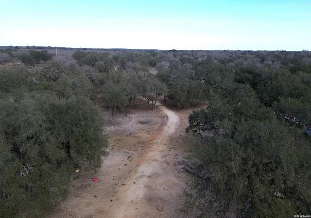 5th image of 775 Mobile Home, Poteet, TX 78065 | MLS# 1946612