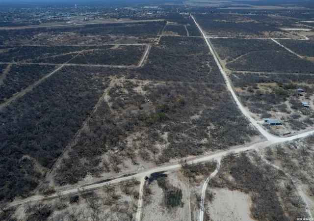 Photo 3 of Land for sale at 1086 Curtis Bourn, Crystal City, TX 78839 | MLS# 1946659 | Listing updated on 2026-03-16