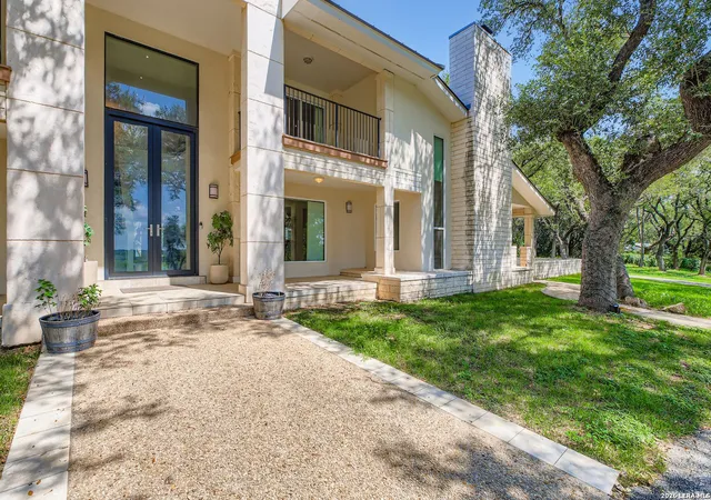 Photo 2 of Single family home for sale at 14007 Mint Trail, Hill Country Village, TX 78232 | MLS# 1946663 | Listing updated on 2026-07-20