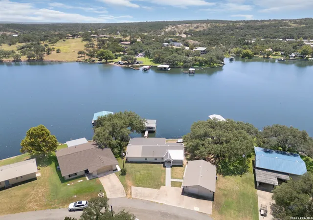 2nd image of 516 Island Lodges, Buchanan Dam, TX 78609 | MLS# 1946724