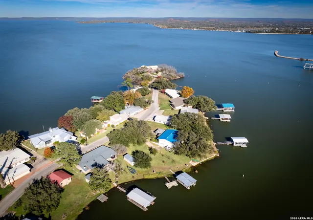 4th image of 516 Island Lodges, Buchanan Dam, TX 78609 | MLS# 1946724