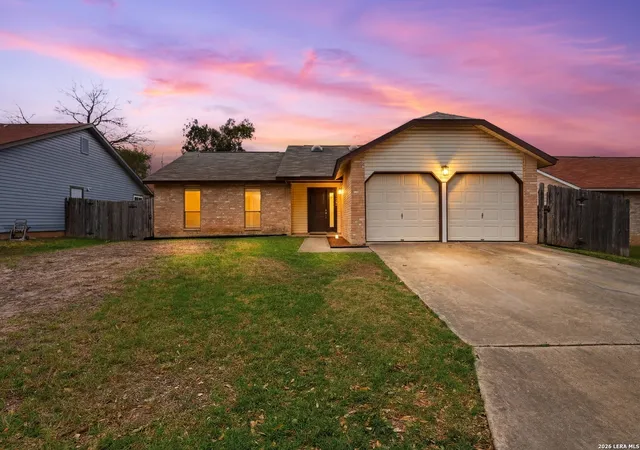 Photo 1 of Sale Pending at 5822 Misty Glen, San Antonio, TX 78247 | MLS# 1946730 | Listing updated on 2026-04-11