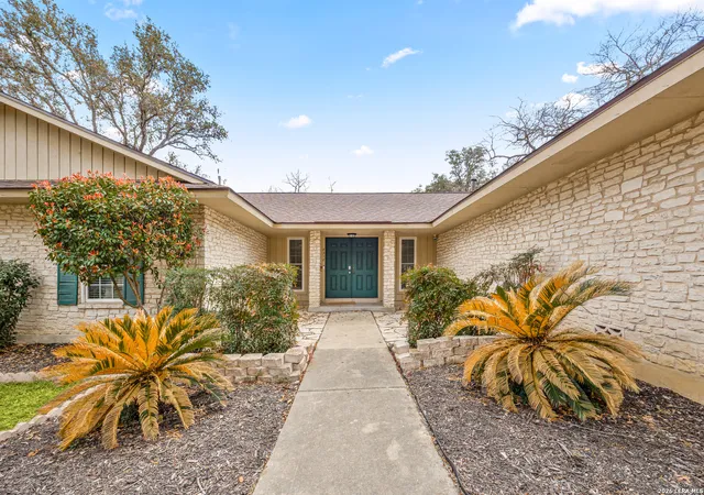 Photo 3 of Sale Pending at 8318 Heraldry St, San Antonio, TX 78254 | MLS# 1946731 | Listing updated on 2026-04-20