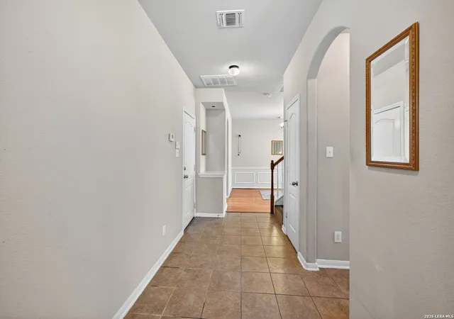 Photo 4 of Sale Pending at 7343 Eagle Ledge, San Antonio, TX 78249 | MLS# 1946742 | Listing updated on 2026-04-15