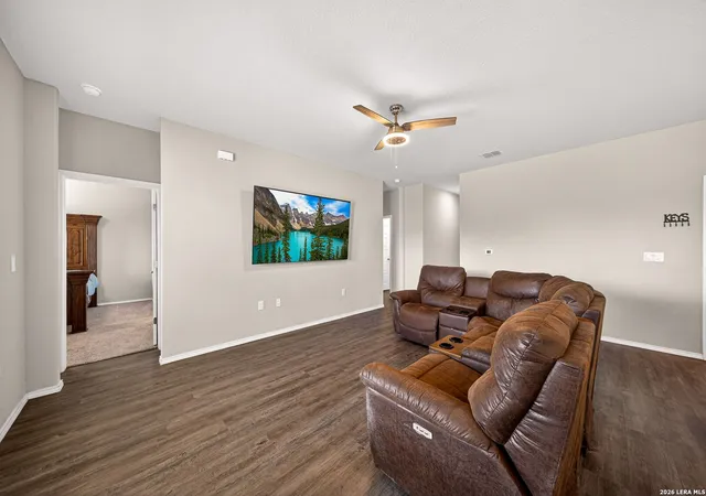 Photo 4 of Sale Pending at 2006 Fishing Stone, San Antonio, TX 78224 | MLS# 1946764 | Listing updated on 2026-04-08