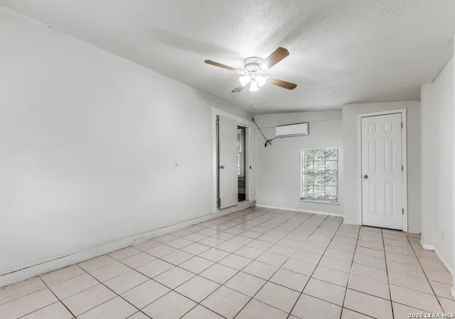 4th image of 116 Carroll St, San Antonio, TX 78225 | MLS# 1946769