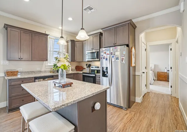 Photo 3 of Single family home for sale at 168 Turnberry, La Vernia, TX 78121 | MLS# 1946792 | Listing updated on 2026-03-06
