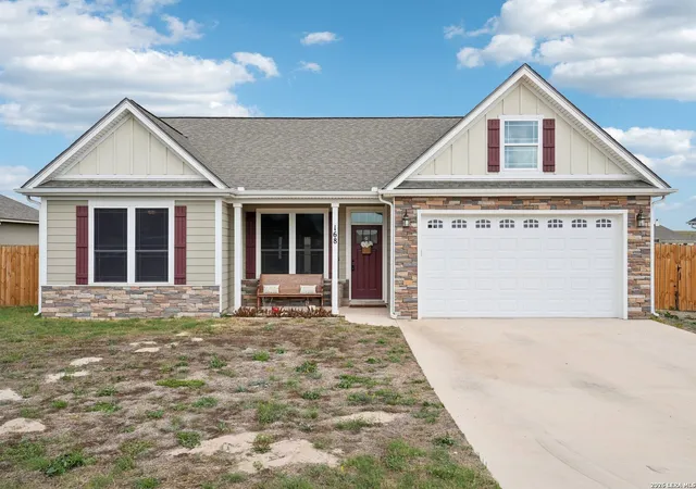 Photo 4 of Single family home for sale at 168 Turnberry, La Vernia, TX 78121 | MLS# 1946792 | Listing updated on 2026-03-06