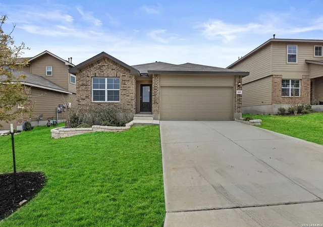 Photo 1 of Sale Pending at 169 Hooded Dotterel, San Antonio, TX 78253 | MLS# 1946818 | Listing updated on 2026-08-31