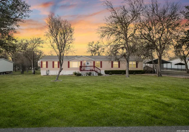 1st image of 420 County Road 3823, San Antonio, TX 78253 | MLS# 1946828